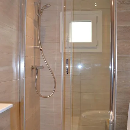 Kalamaria Brand New 2 Bedroom テッサロニキ