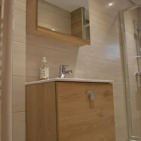 Kalamaria Brand New 2 Bedroom テッサロニキ