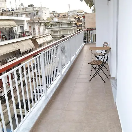 Kalamaria Brand New 2 Bedroom テッサロニキ