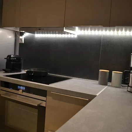 Kalamaria Brand New 2 Bedroom * テッサロニキ