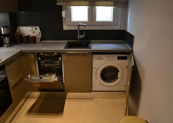Kalamaria Brand New 2 Bedroom Appartement