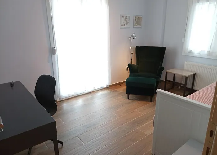 Kalamaria Brand New 2 Bedroom *