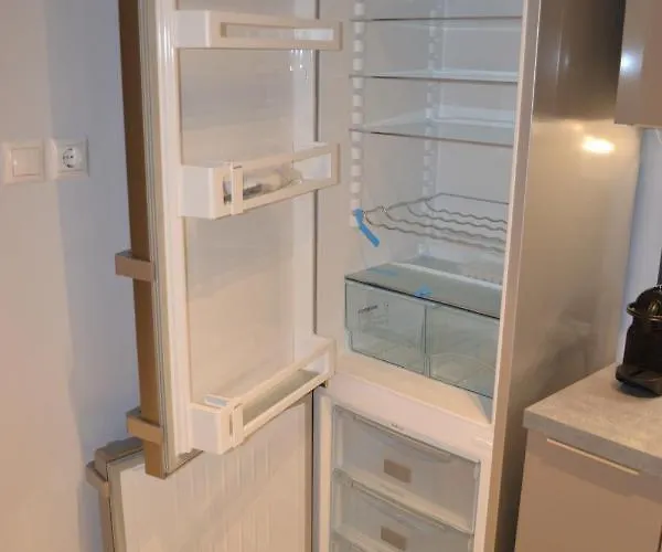 Kalamaria Brand New 2 Bedroom Appartamento *
